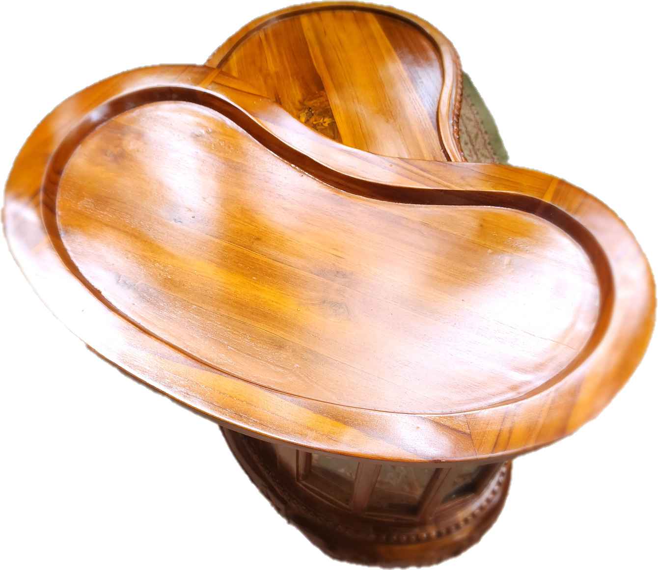 The Peanut Perch (Side Table)