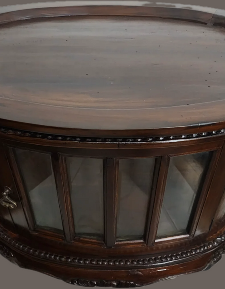 The Elliptical Gathering (Oval Table)