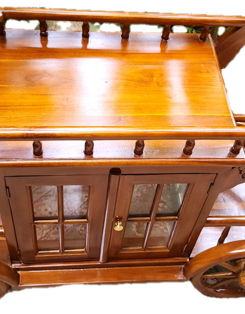 Load image into Gallery viewer, The Vintage Valet (Trolley)
